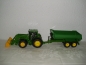 Preview: John Deere mit Frontlader und Anhänger
