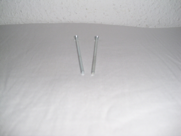 Achsen ca 8 cm lang