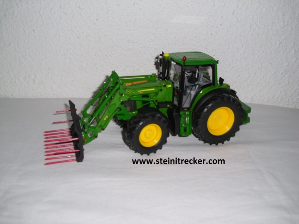 Gabel für Frontlader lackiert