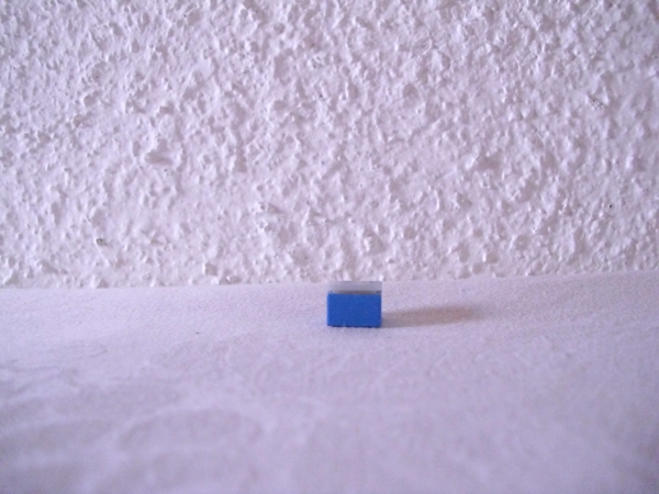 Kühlbox blau mit weissem Deckel